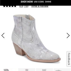 Dolce Vita Silma silver bootie